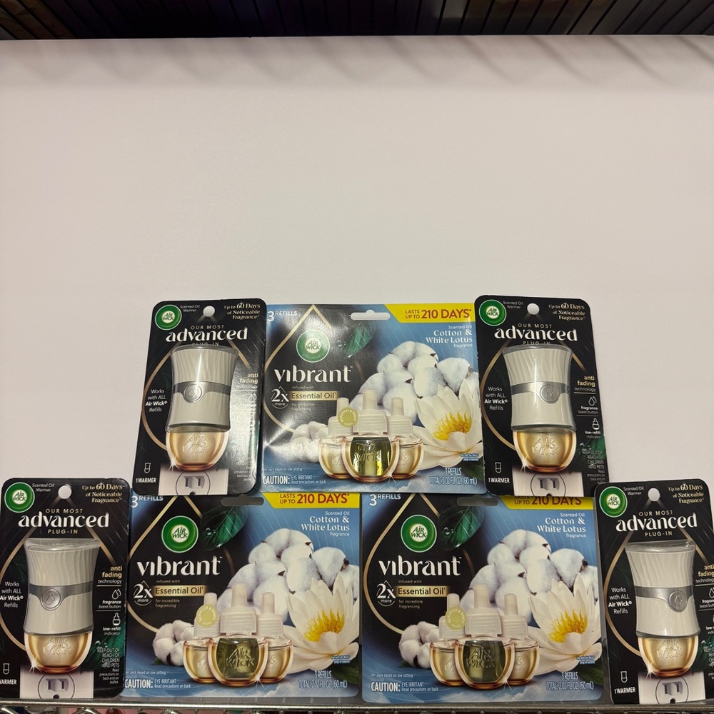 Airwick Vibrant Essential Oil Cotton & White Lotus